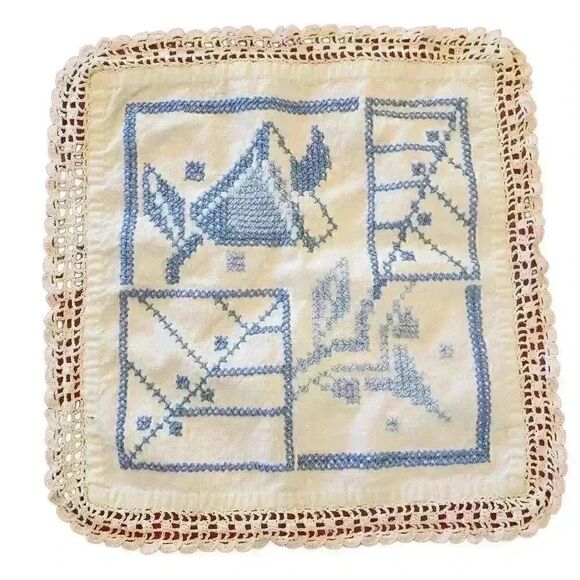 Vintage Handmade Blue/White Embroidered Crocheted Handkerchief - Picture 1 of 10